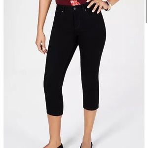 Charter Club Tummy Slimming Bristol Capri Jeans 6P